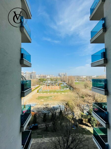 Floreasca, apartament 3 camere, decomandat.